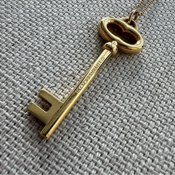 TIFFANY & CO. • Vintage Yellow Gold Tiffany Key Pendant + Fine Ball Chain - Picture 10 of 16